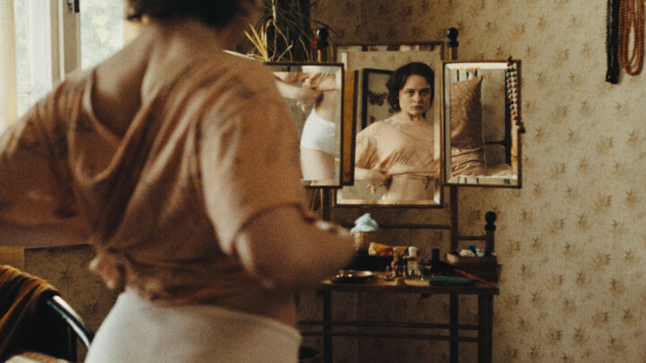 Les Échos du passé (Sound of Falling)